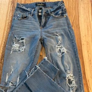 Skinny ripped jeans